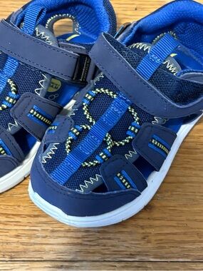 Stride Rite Water Shoes